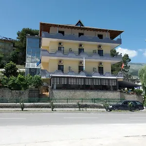 2* Hotel Qiqi