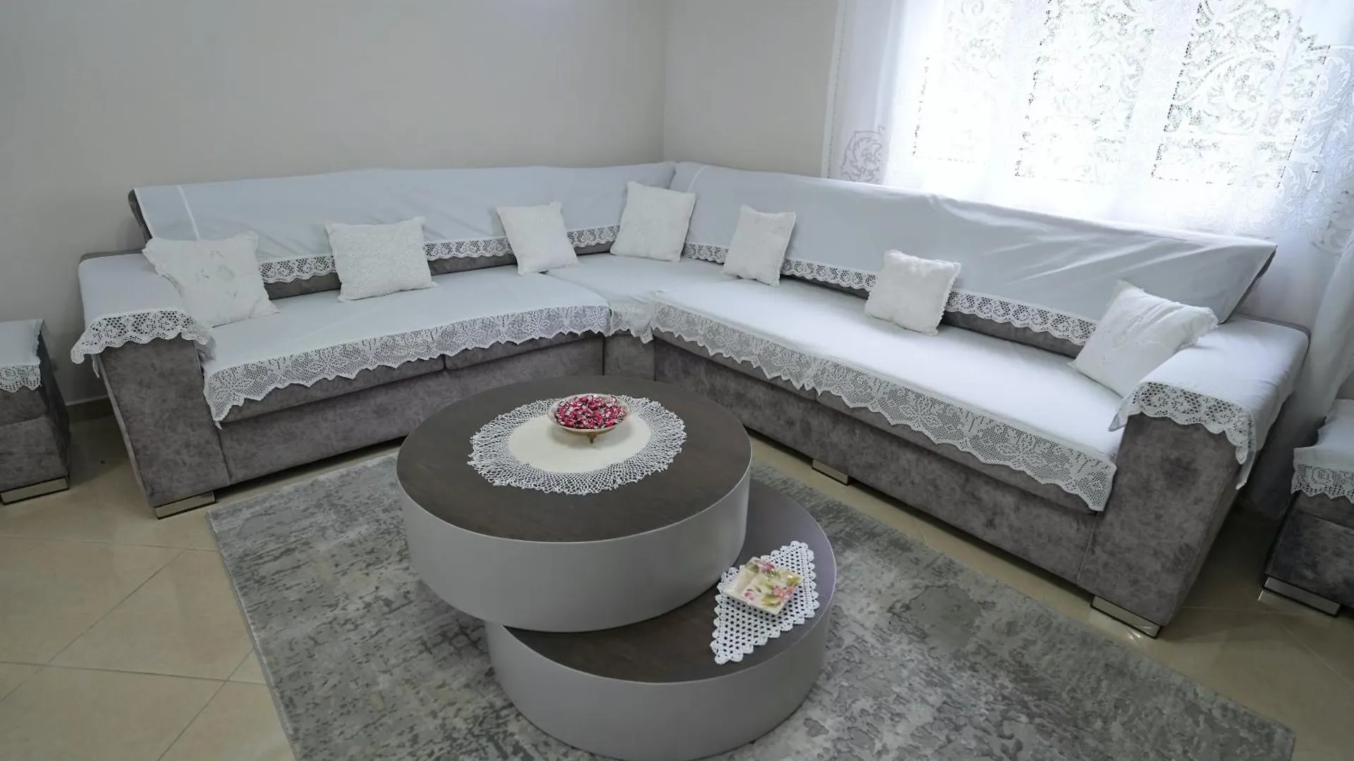 Apartment Vila Banushi Gjirokaster Albania